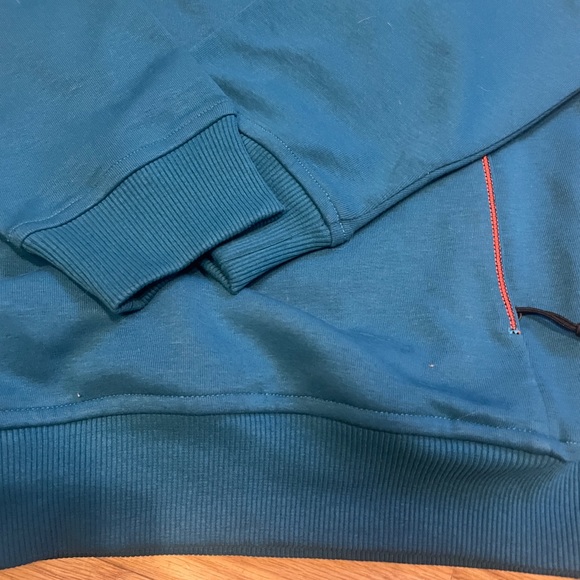 The North Face sweater - Picture 3 of 4